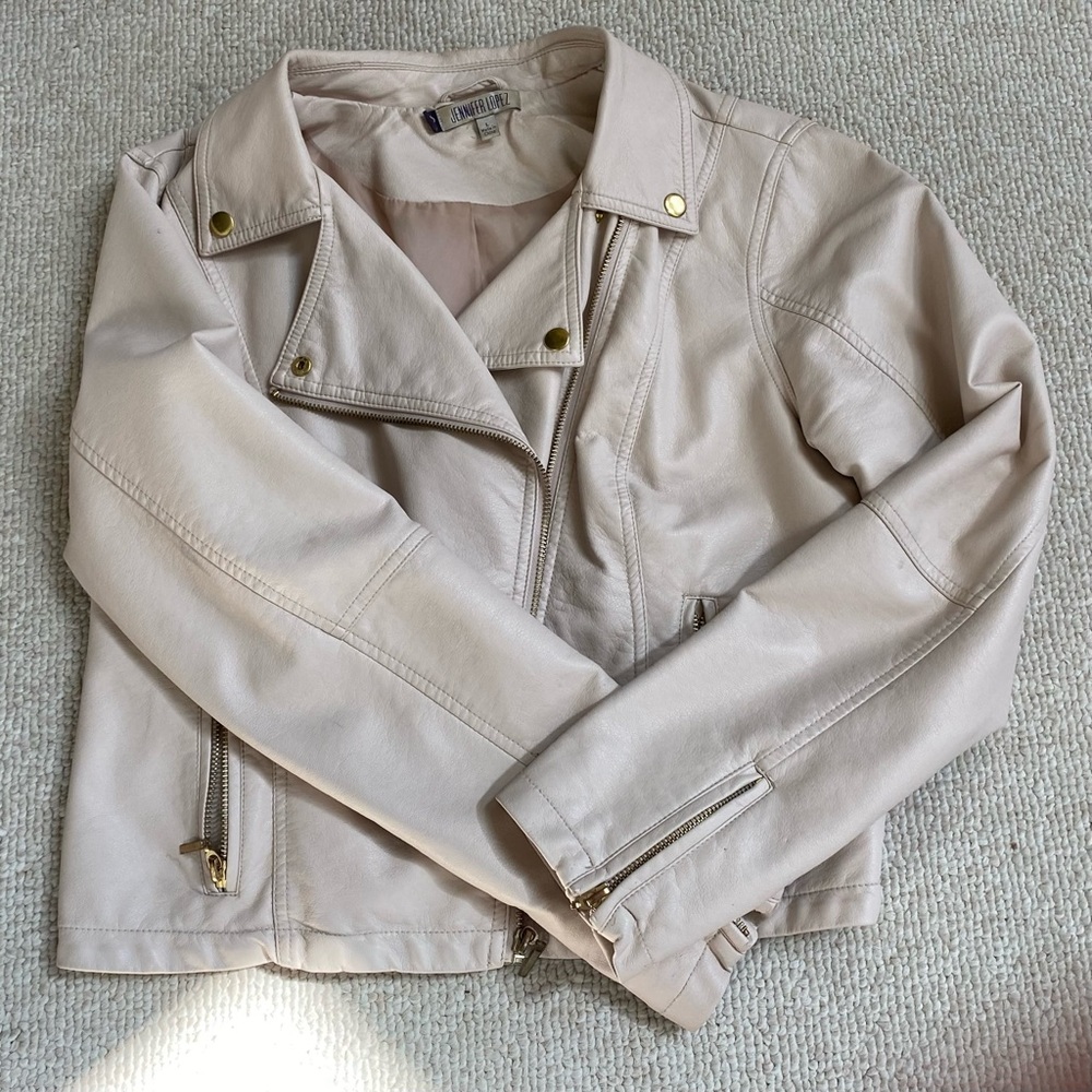 Jennifer Lopez pink faux leather jacket size Lin excellent condition